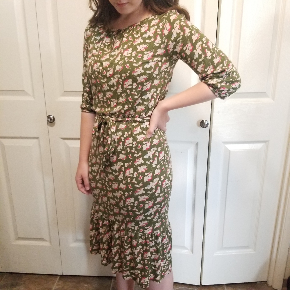 Boden Portobello Floral Midi Dress Sz 4L Pink/Green Ruffle Hem 3/4 Sleeves Belt - Picture 1 of 7